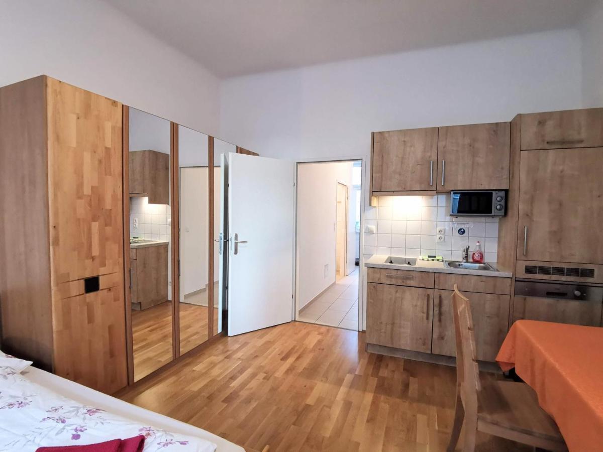 Apartments Hellwagstrasse Viena Exterior foto